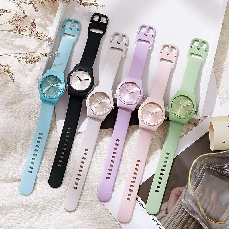 FREE SHIPPING/ 2024 Brand Silicone Strap Quartz Watch for Women Casual Fashion Luxury Ladies