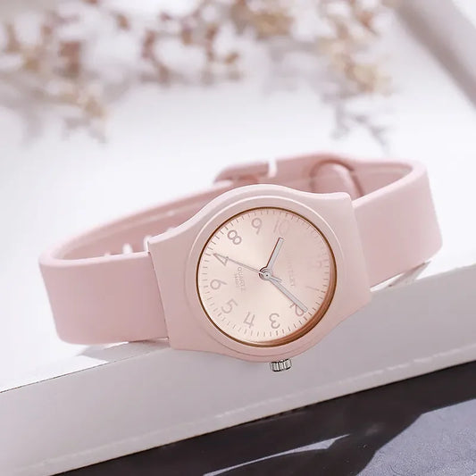 FREE SHIPPING/ 2024 Brand Silicone Strap Quartz Watch for Women Casual Fashion Luxury Ladies