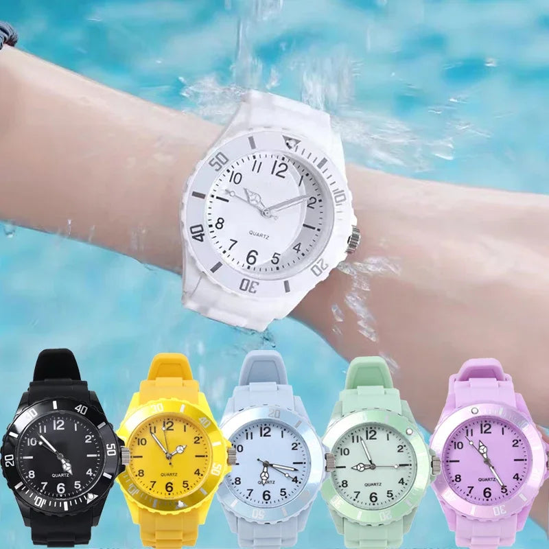 FREE SHIPPING/ Fashion Casual Watches Silicone Lady Quartz Watch Student Female Classic Vintage Clock